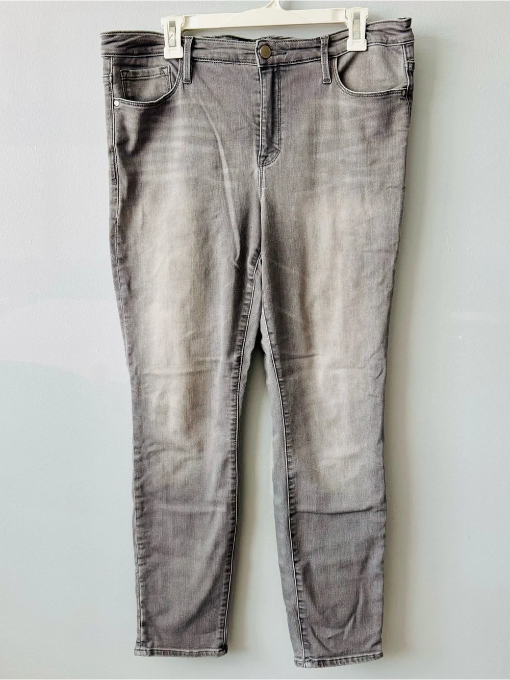 Athleta Light Gray Denim Jeans
